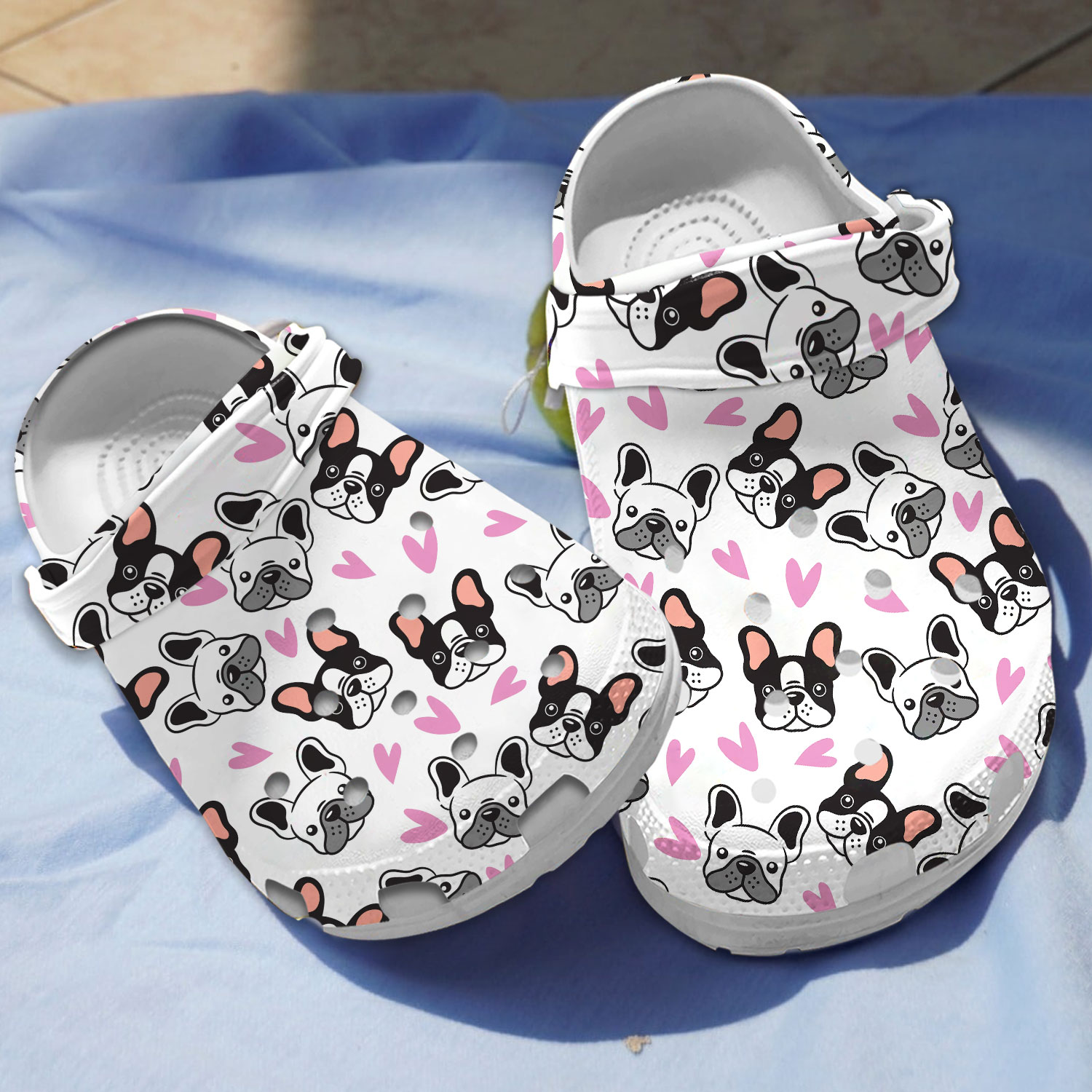 Cute French Bulldog And Pink Tiny Heart Pattern Clogs Shoes